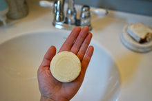 Load image into Gallery viewer, Conditioning Shampoo &amp; Shave Bar - 3 oz
